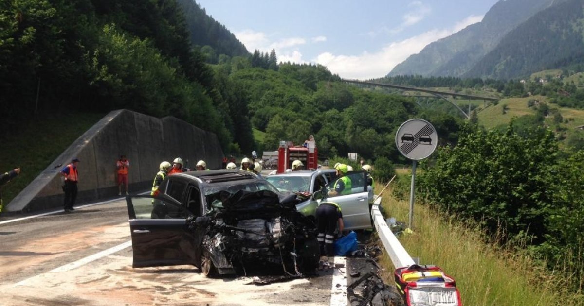 Mesocco, Quattro Feriti Per Un Frontale Sull'A13 | LaRegione.ch