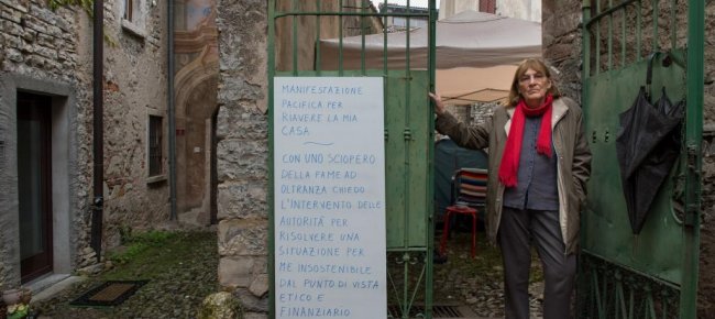 petra-weiss-sospende-lo-sciopero-della-fame