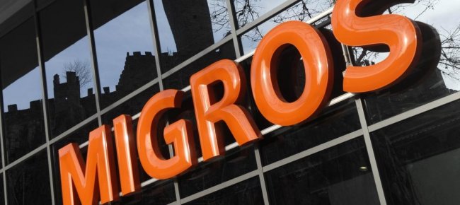 muffin-alle-nocciole-al-posto-di-quelli-al-cioccolato-migros-interviene