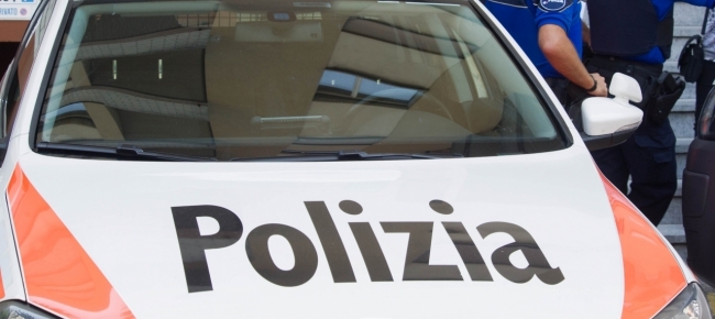 agente-finito-fuori-strada-non-era-la-sua-prima-bravata