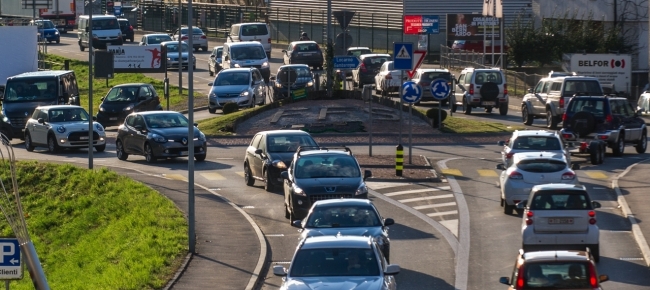 il-cantone-via-tre-rotonde-tra-cadenazzo-e-quartino