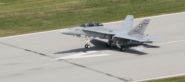 i-jet-militari-svizzeri-potranno-sconfinare-in-austria-e-viceversa