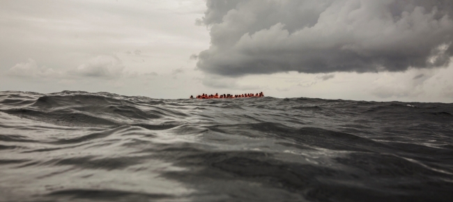 mediterraneo-300-migranti-salvati-dalla-nave-open-arms