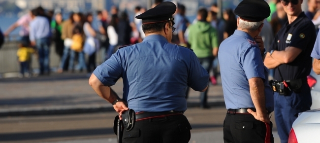 A Campione I Carabinieri Diffidano Il Comune Laregione