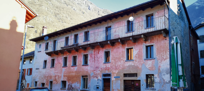 a-lumino-municipio-interessato-all-ex-casa-comunale