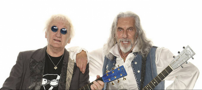 i-beatles-days-portano-love-peace-in-piazza-del-sole