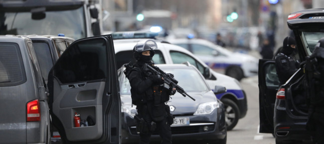 francia-arrestato-l-uomo-asserragliato-in-museo-saint-raphael