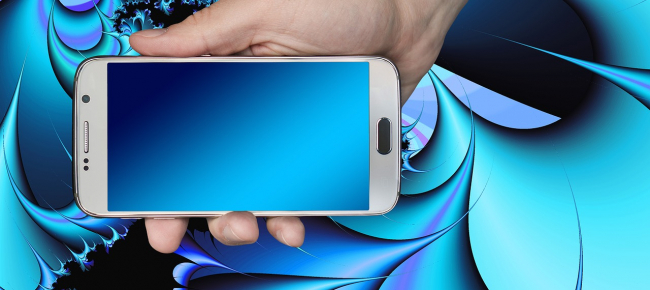 no-la-luce-blu-degli-smartphone-non-disturba-il-sonno