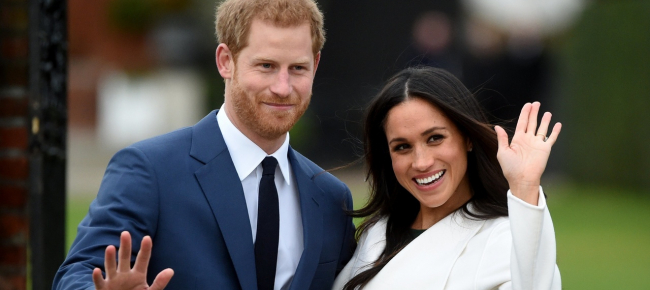 harry-e-meghan-fuori-da-buckingham-palace-la-regina-ha-detto-si