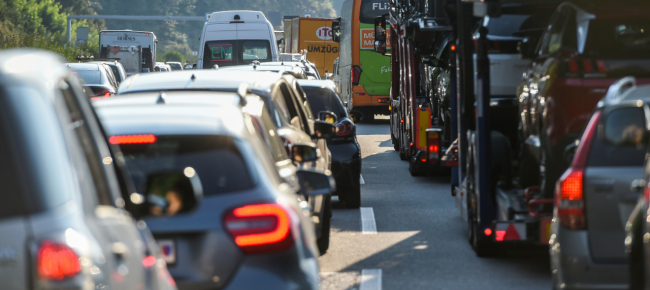una-buona-notizia-in-ticino-meno-auto