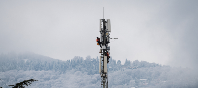 valanga-di-firme-contro-l-antenna-5g-a-dalpe