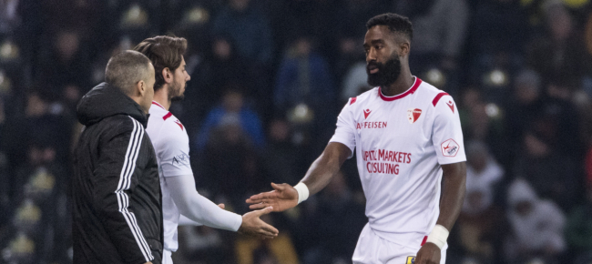 lo-xamax-accoglie-djourou-e-kouassi