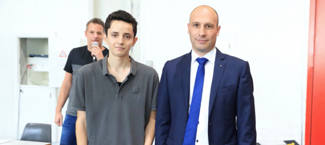 scuola-media-locarno-2-premiati-i-due-migliori-studenti