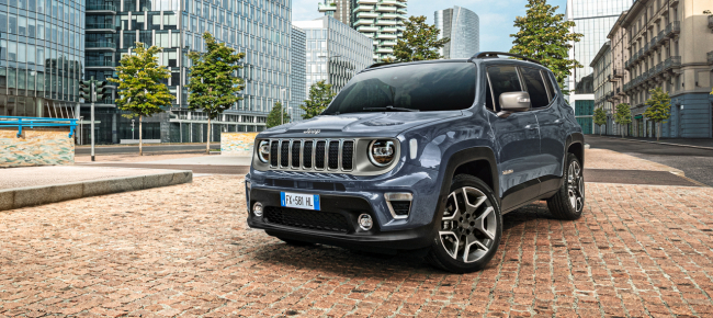 ibrida-e-capace-jeep-renegade-4xe