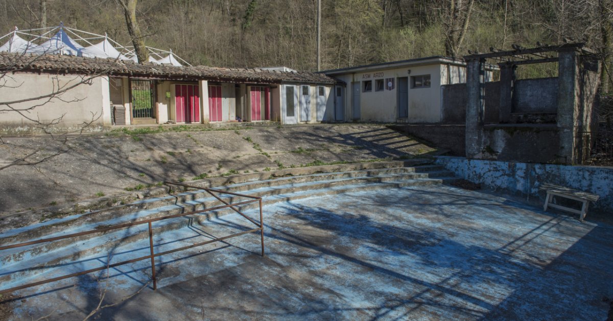 Download Il Bagno Spiaggia Di Arzo Va Recuperato Ma Come Biopiscina Desktop Wallpaper Get Wallpaper Il Bagno Spiaggia Di Arzo Va Recuperato Ma Come Biopiscina For Android