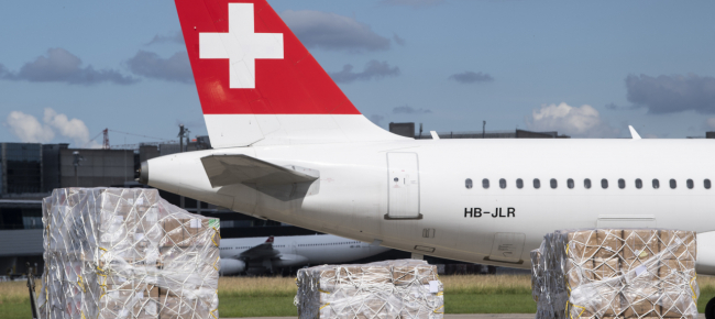 l-aeroporto-di-zurigo-riparte-ma-in-affanno
