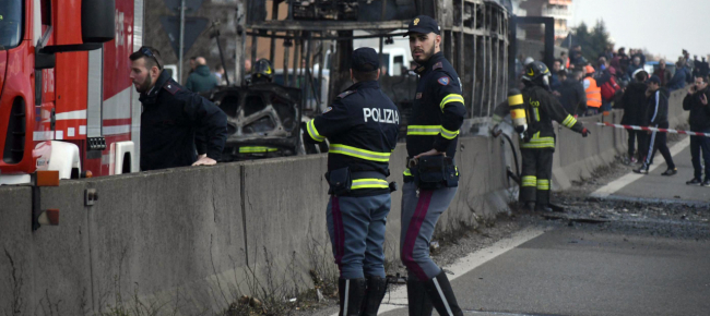 dirotto-un-bus-condannato-a-24-anni