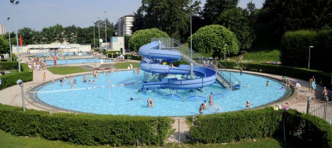 niente-abbonamento-niente-tuffi-in-piscina-a-chiasso