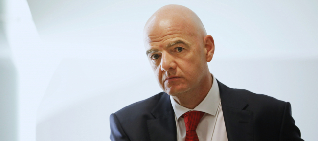 il-salvagente-fifa-un-miliardo-e-mezzo-di-dollari