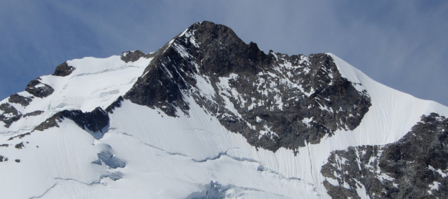 grigioni-alpinista-muore-dopo-una-caduta-di-400-metri