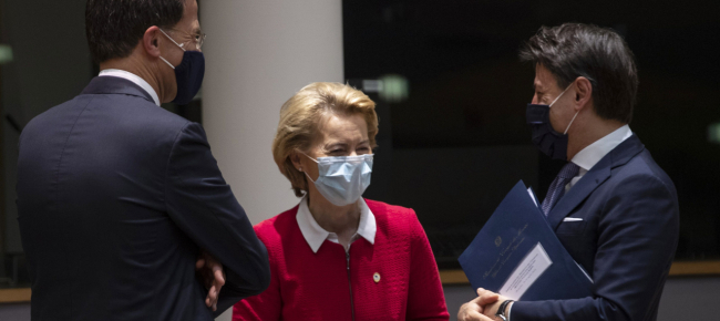il-virus-che-uccide-l-ue