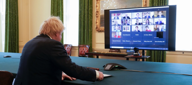 videochat-con-il-buco-zoom-non-e-un-eccezione