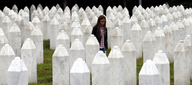in-migliaia-a-sarajevo-ricordano-il-genocidio-di-srebrenica