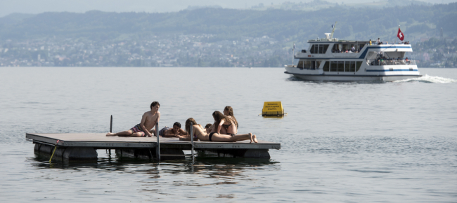 donna-muore-nel-lago-al-bagno-pubblico-di-zurigo
