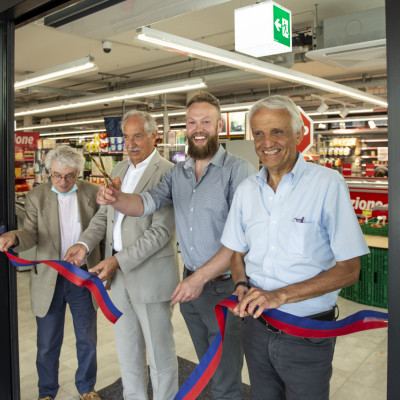 Download Riva San Vitale Ritrova Il Suo Negozio Di Paese For Free Wallpaper Riva San Vitale Ritrova Il Suo Negozio Di Paese For Free