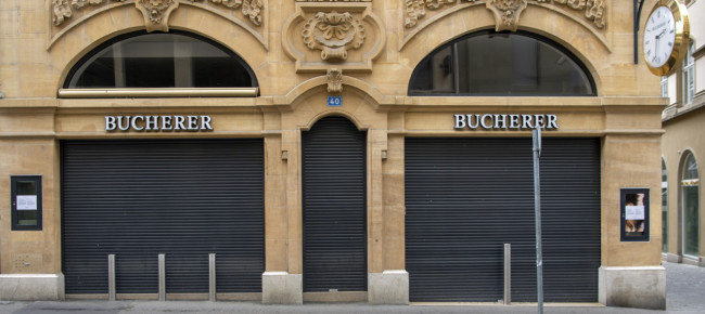 niente-turismo-internazionale-bucherer-taglia-370-impieghi