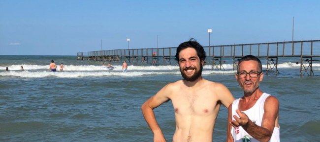 la-sfida-del-maratoneta-luganese-tocca-il-mare