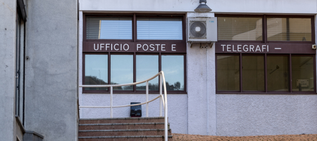 campione-d-italia-zanzi-fa-riaprire-l-ufficio-postale