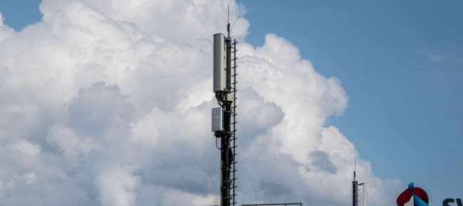 biasca-180-firme-contro-l-antenna-5g-in-via-monte-erto