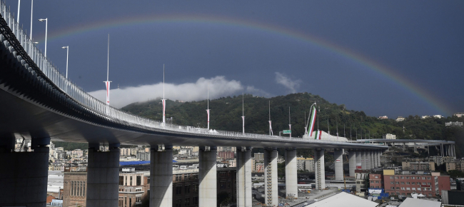 il-nuovo-ponte-di-ferro-e-di-vento