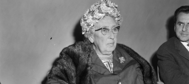 agatha-christie-in-francia-era-dieci-piccoli-negri-ora-non-piu