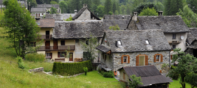 verzasca-sul-sentiero-delle-leggende