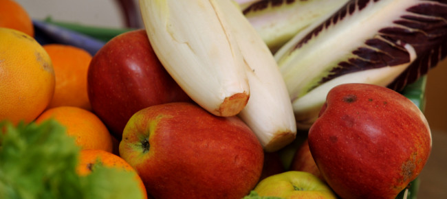 italia-a-causa-della-canicola-bruciano-frutta-e-verdura