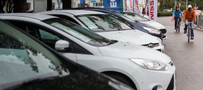 locarnese-un-esposizione-collettiva-negli-showroom-per-autoin-20