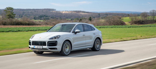 porsche-cayenne-e-hybrid-coupe-gusto-intatto