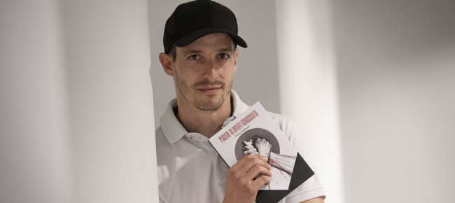 fulvio-sulmoni-apre-il-libro