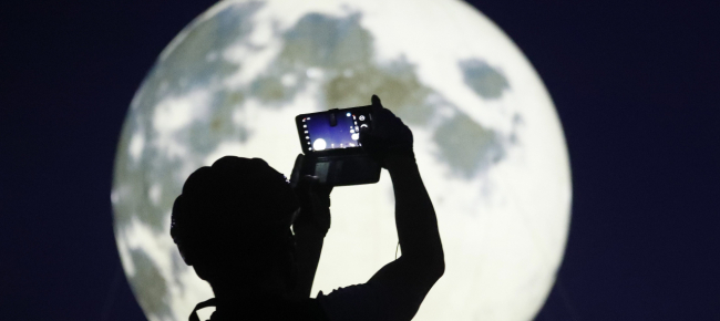 la-nasa-vuole-tornare-sulla-luna-nel-2024