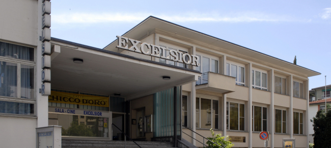 la-sala-cine-excelsior-a-chiasso-apre-al-mondo