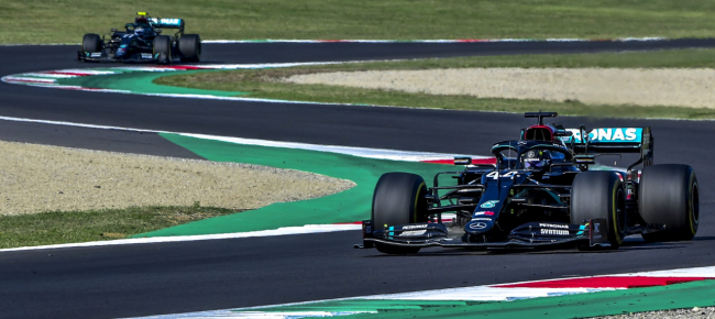 hamilton-intrattabile-suo-il-gran-premio-di-toscana