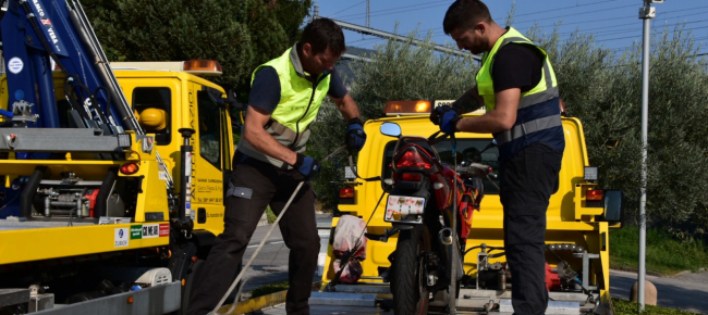 scontro-auto-moto-a-mendrisio-un-ferito