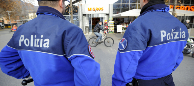 prosciolti-i-due-agenti-della-polcom-di-bellinzona