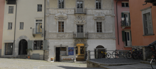 handle-with-care-visita-guidata-a-casa-serodine-di-ascona
