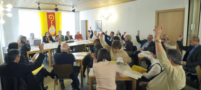 mozione-per-un-vero-autosilo-a-carabbia