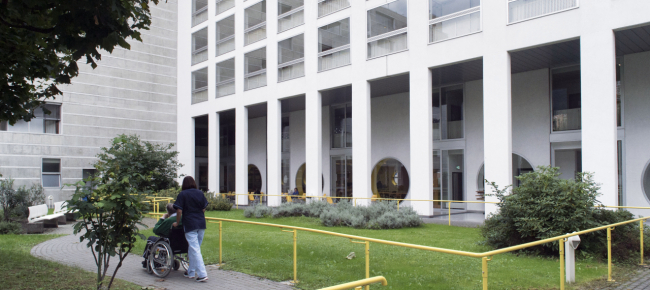 case-anziani-e-covid-visite-sospese-anche-a-chiasso