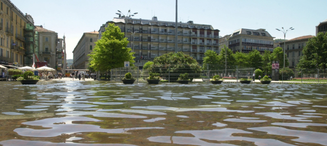 il-lago-di-como-finisce-in-piazza