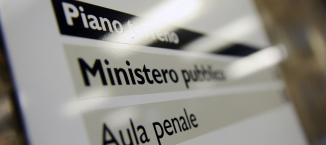 alla-sbarra-per-farmaci-non-somministrati-e-punizioni-straordinarie